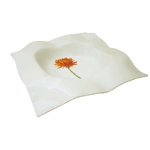 PLATO HONDO AIR DALIA ROJA