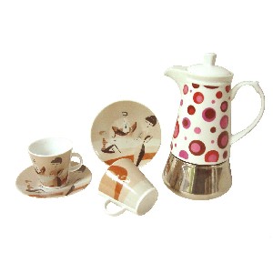 JUEGO CAFETERA + 2 TAZAS PLATO SURTIDO