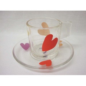 TAZA Y PLATO CRISTAL CORAZON COLORES