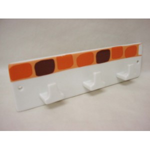 PERCHA TRIPLE CUBO CUADROS NARANJA