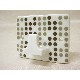 PERCHA INDIVIDUAL CUBO POMPAS GRISES